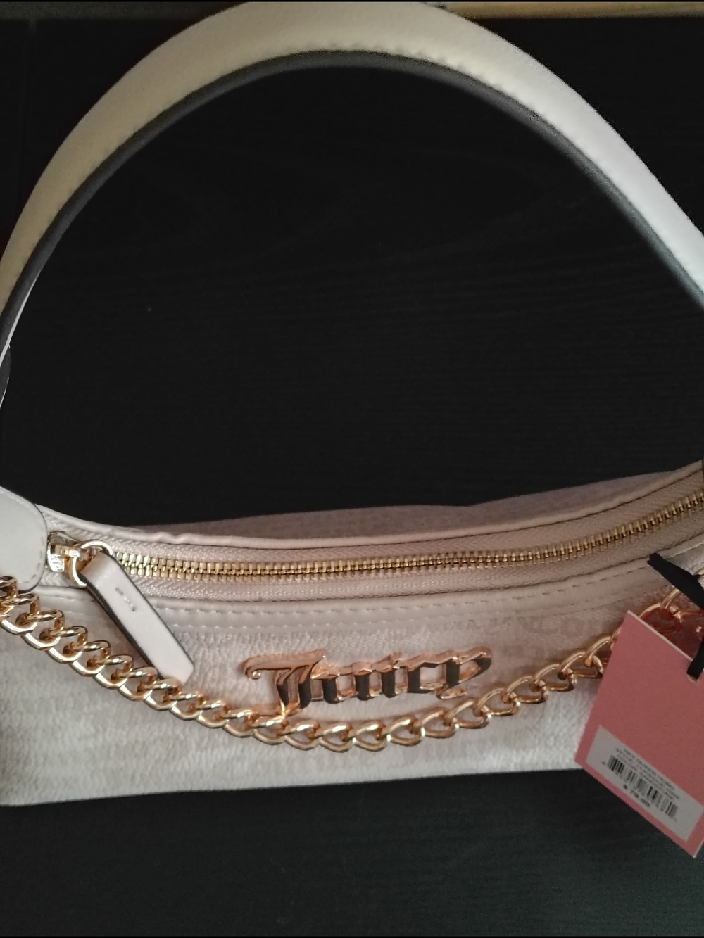 Juicy Couture Blush Pink Shoulder Bag with Gold Chain Accent - Picture 2 of 9